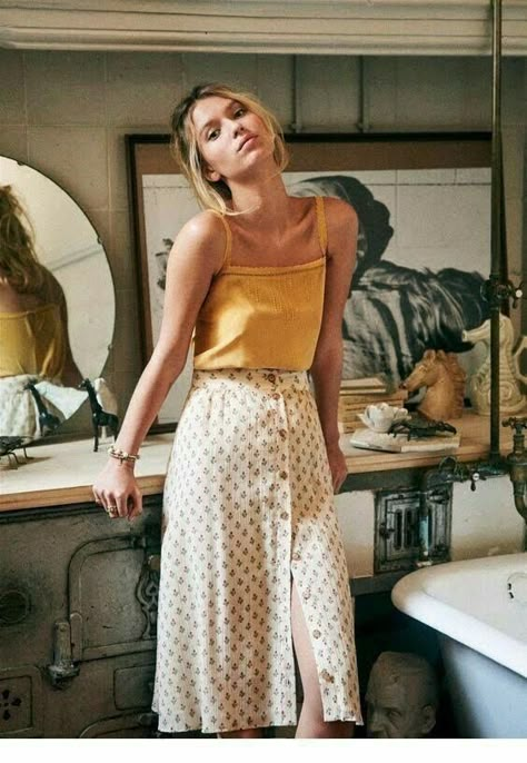 Bohemian Style Outfits, Bohemian Boutique, Chique Outfit, Midi Skirt Outfit, Boho Summer Outfits, Bohemian Style Clothing, Mode Boho, Boho Casual, Boho Summer