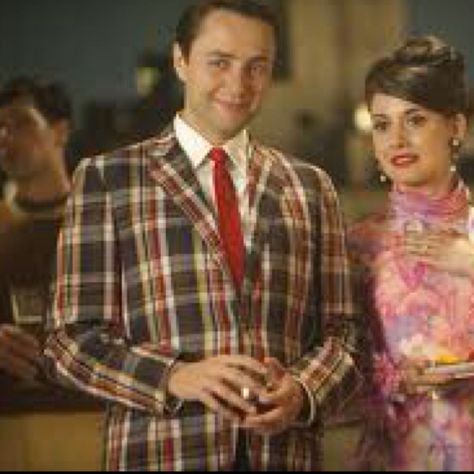 The Astronaut Wives Club, Mad Men Costume, The Astronaut's Wife, Vincent Kartheiser, 60s Look, Conservative Fashion, Mad Men Fashion, Don Draper, Swinging Sixties