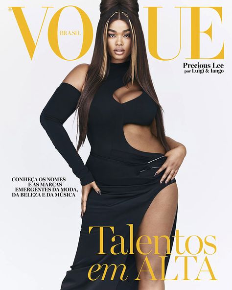 Precious Lee, Plus Size Posing, Vogue Brazil, Vogue Magazine Covers, Curve Model, Fashion Cover, Img Models, Vogue Covers, Vogue Magazine