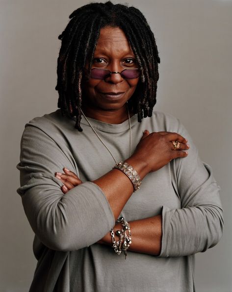 Whoopie Goldberg, Scorpio Girl, The Comedian, Black Actresses, Whoopi Goldberg, Grace Jones, Uh Huh, Disc Jockey, Actrices Hollywood