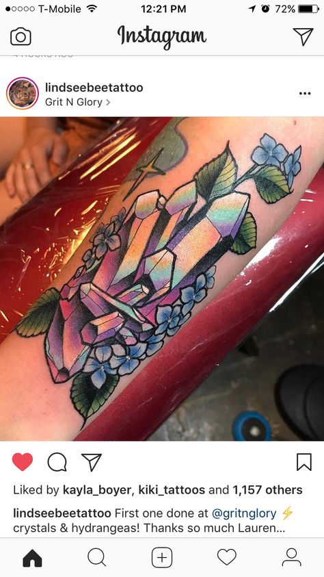 Crystal Tattoos, Hydrangea Tattoo, Pride Tattoo, Tattoos Inspo, Gem Tattoo, Crystal Tattoo, Gaming Tattoo, Tattoo Illustration, Opal Color