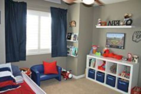 Cozy small bedroom ideas for your son 37 Sports Paint, Cozy Small Bedrooms, Toddler Decor, Toddler Boy Room Decor, Boy Toddler Bedroom, Paint Bedroom, Toddler Boy Room, Boy Room Ideas, Boy Bedroom Design