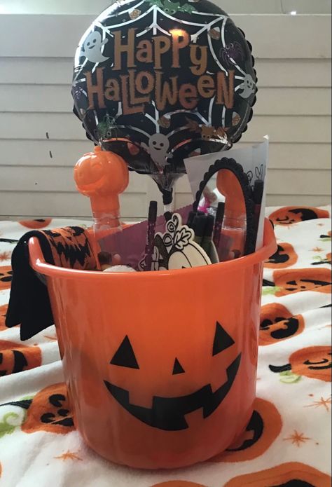 Boo Basket Dollar Tree, Halloween Basket Ideas For Friends, Ghost Slime, Paint Pumpkin, Dollar Tree Baskets, Dollar Tree Mirrors, Tree Mirror, Halloween Baskets, Boo Basket