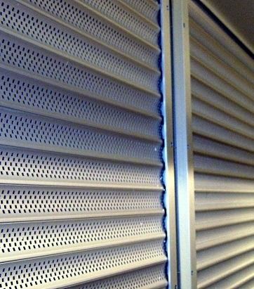 Shop Shutter, Iron Window Grill, Retail Display Cases, Window Grids, Security Shutters, Screened Porch Designs, Hut House, Shutter Designs, Rolling Shutter