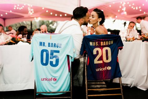 The Best Way To Incorporate Soccer Into Your Wedding | Love Fashion & Friends Weeding Themes, Soccer Wedding, Football Wedding Theme, Football Wedding, Soccer Photography, Soccer Theme, Soccer Inspiration, Sports Wedding, Soccer Fan