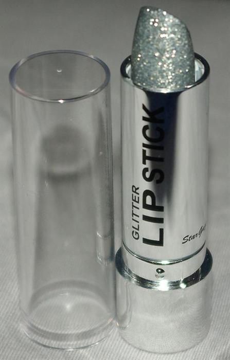 imgur: the simple image sharer Silver Lipstick, 1990 Style, Silver Things, Jewelry Logo Design, Glitter Lipstick, Silver Bling, Jewelry Logo, Glitter Lips, Color Guard