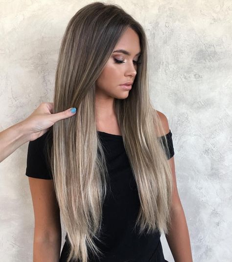 Chrissy Rasmussen on Instagram: “Bronde & sleek 🤩 w/ @habit.hand.tied.extensions & @elizabetharthur | 💄: @allisonpynn | hair/ @hairby_chrissy @hairandmakeup_byjen…” #brunettebalayagehair Sleek Straight Hairstyles, Black Hair Ombre, Ombre Hair Blonde, Balayage Blonde, Ombré Hair, Ombre Hair Color, Hair Color Balayage, Balayage Highlights, Blonde Ombre