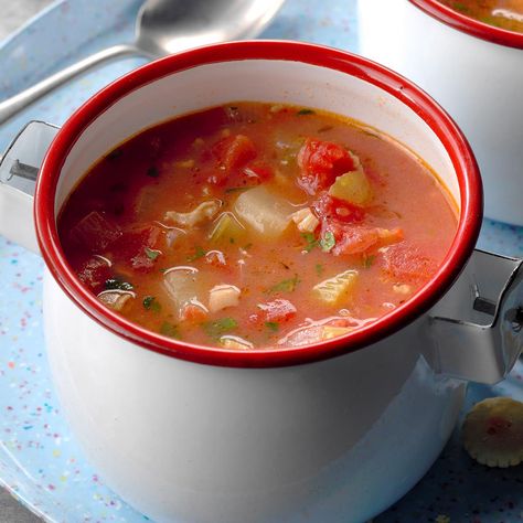 Manhattan Clam Chowder Manhattan Clam Chowder Recipe, Manhattan Recipe, Manhattan Clam Chowder, Clam Chowder Recipe, Fish Chowder, Seafood Chowder, Chowder Recipe, Asparagus Soup, Best Soup Recipes