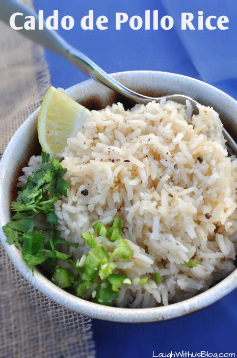 easy-caldo-de-pollo-rice-recipe Multicultural Recipes, Pollo Recipe, Hispanic Recipes, Sides Dishes, Latin Recipes, Rice Side, Mexican Rice, Fast Dinners, Hispanic Food