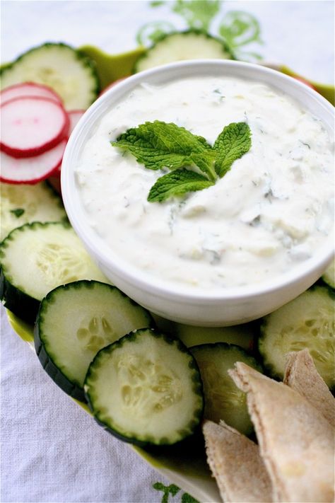 B - this is for you       5 Ingredient Tatziki ~ shredded cucumber, sprigs of dill, lemon juice, Greek Yogurt, salt and pepper... Healthier “dip” alternatives to have with veggies (and pita!) Tzatziki Dip, Veggie Sticks, Superbowl Sunday, Healthy Dips, Yummy Dips, 5 Ingredient, Greek Recipes, Appetizer Snacks, I Love Food