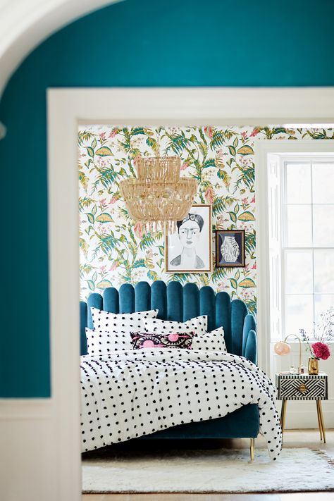 Gardens Wallpaper, Beach Bedding Sets, Fall Bedding, Anthropologie Home, Eclectic Interior, Blue Bedroom, Beautiful Bedrooms, Luxurious Bedrooms, Guest Bedroom