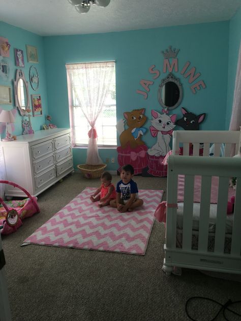 Diy Marie room Disney aristocratics room Marie Nursery Disney, Girly Nursery Ideas Disney, Aristocats Nursery, Girls Disney Nursery, Disney Baby Rooms, Disney Baby Nurseries, Disney Themed Nursery, Boy Nursery Themes, Girl Nursery Themes