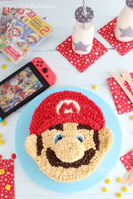 Luigi Cake, Cakes Without Fondant, Mario Birthday Cake, Mario Bros Cake, Super Mario Cake, Kite Making, Mario Cake, Super Mario Birthday Party, Mario Birthday Party