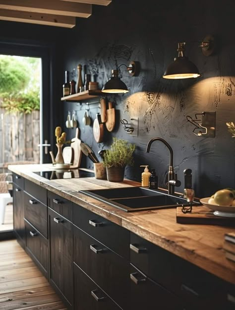 Black Themed House, Rustic Industrial Kitchen Design, Black Kitchen Islands, Long Kitchen Ideas, Kitchen With Brick Wall, Black Farmhouse Kitchen, Rustic Industrial Kitchen, Layout Kitchen, Kitchen Design Black