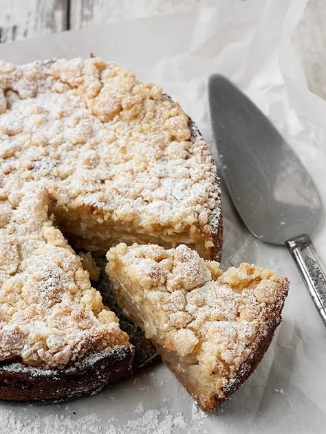 Apple Crumble Cake, Apple Crumb Cakes, Apple Crumble Recipe, Cake Brownie, Apple Crumb, Cake Delicious, Crumble Cake, Crumble Recipe, Crumb Cake