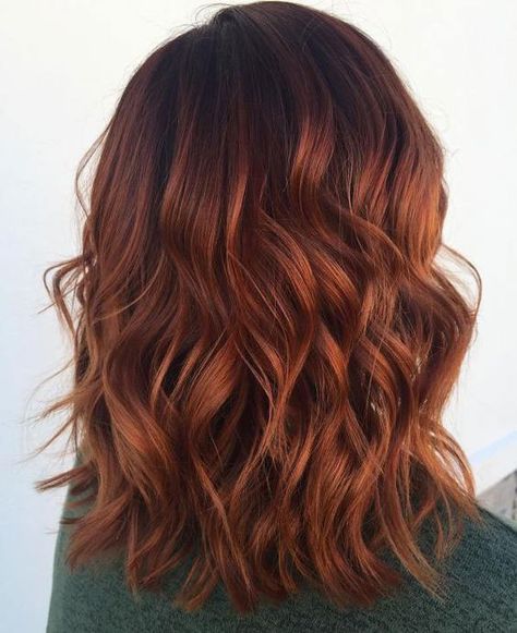 Light Auburn Hair Color, Light Auburn Hair, Auburn Balayage, Rambut Brunette, Hair Color Auburn, Brunette Balayage Hair, Red Highlights, Low Maintenance Hair, Super Hair