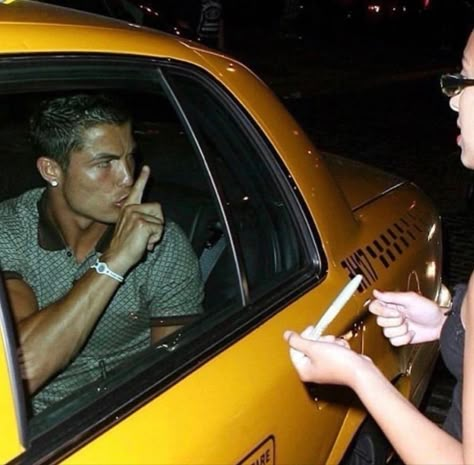 Meatpacking District, Football Pitch, Striped Polo Shirt, Cristiano Ronaldo, Ronaldo, 1970s, Polo Shirt, Yellow