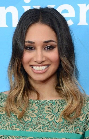 Meaghan Rath Bra Size, Age, Weight, Height, Measurements - http://www.celebritysizes.com/meaghan-rath-bra-size-age-weight-height-measurements/ Meagan Rath, Megan Rath, Romantic Good Morning Message, Jesse Rath, Deep Autumn Palette, Meaghan Rath, Morning Message For Her, Cute Good Morning Texts, Famous Sisters