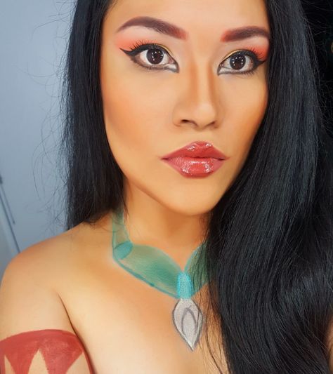 Pocahontas Face Paint, Disney Makeup Halloween, Pocahontas Makeup Look, Pocahontas Makeup, Pocahontas Halloween, Disney Inspired Makeup, Disney Princess Makeup, Pocahontas Disney, Princesses Disney