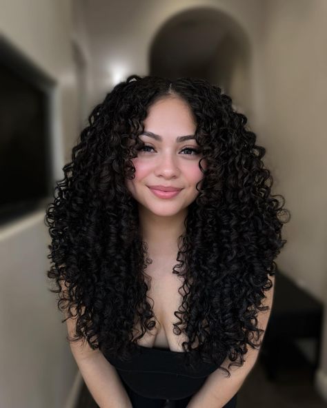 All Posts • Instagram Haircuts For Thick Straight Hair, Thick Straight Hair, Long Natural Curly Hair, Long Curly Haircuts, Natural Curly Hair Cuts, Layered Curly Hair, Best Haircuts, Curly Hair Styles Easy, Beautiful Curly Hair