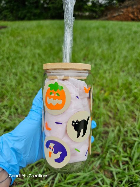 Halloween Glass Coffee Cups, Sugar Cookie Iced Coffee, Cricut Starbucks Cup Ideas, Cricut Glass Cups, Halloween Cup Ideas, Sublimation Cups, Preppy Halloween, Mom Business, Glass Cup With Bamboo Lid