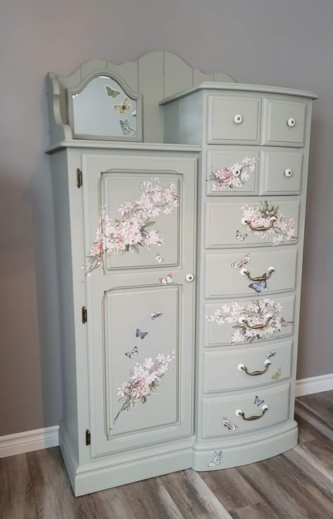 Repurpose Projects, Furniture Makeover Inspiration, Cute Furniture, Decoupage Furniture, Diy Furniture Renovation, Furniture Redo, Cute Bedroom Decor, Wood Plans, Diy Home Furniture