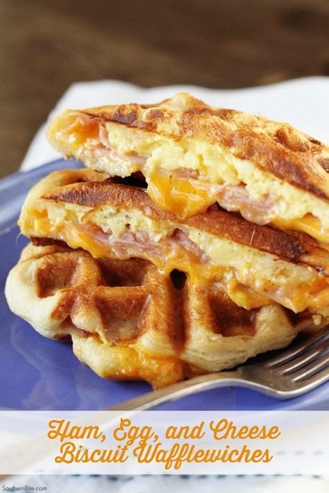 Ham, Egg, and Cheese Biscuit Wafflewiches are a fun and easy breakfast that's full of flavor! Egg And Cheese Biscuit, Pillsbury Biscuit Recipes, Breakfast Ham, Cheese Biscuit, Waffle Iron Recipes, Waffle Maker Recipes, Breakfast Easy, Waffle Sandwich, Egg Cheese