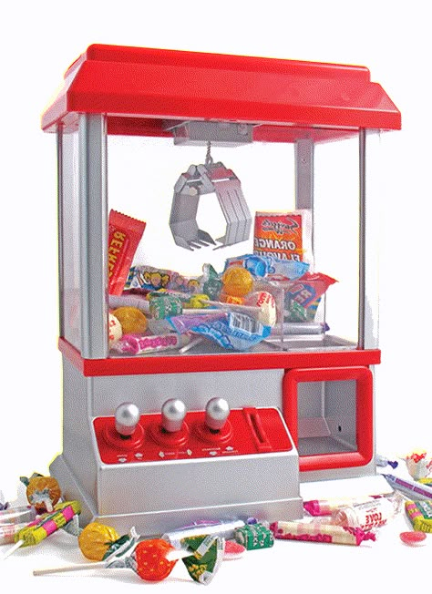 Recreate the fun fair in your home with this Candy Grabber! Claw Game, Claw Machine, Candy Brands, Funny Toys, Favorite Candy, Xmas Presents, Gadget Gifts, Son Gift, Christmas Toys