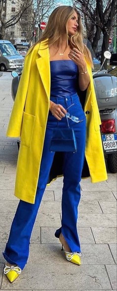 Complementary Colors Fashion, Bright Colored Outfits, Color Outfits, Color Combos Outfit, Color Blocking Outfits, Series Of Paintings, Yellow Outfit, Blue Outfit, Fashion Lookbook