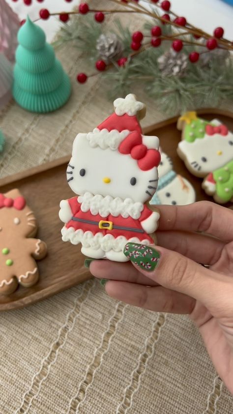 Jenny | for the Santa hello kitty cookie, I used the same cookie cutter as the xmas tree hello kitty! 🎅🏻🎄🥰 there are a bunch of small sections so … | Instagram Hello Kitty Christmas Cookies, Christmas Theme Cookies, Hello Kitty Cookies Decorated, Christmas Cookies Decorated Ideas, Hello Kitty Xmas, Hello Kitty Santa, Hello Kitty Navidad, Christmas Cookie Decorating, Hello Kitty Christmas Tree