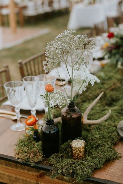 naturally-boho-maine-wedding-at-the-lookout-21 Moss Wedding, Boho Wedding Centerpieces, Theme Nature, Sustainable Wedding, Eco Friendly Wedding, Maine Wedding, Wedding Tablescapes, Woodland Wedding, Wedding Table Centerpieces