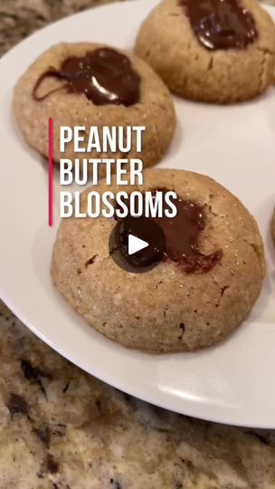 Peanut Butter Blossoms Recipe, Peanut Butter Blossom, Gluten Free Christmas Cookies, Butter Blossoms, Keto Christmas Cookies, Keto Peanut Butter Cookies, Peanut Butter Blossom Cookies, Blossom Cookies, Peanut Butter Blossoms