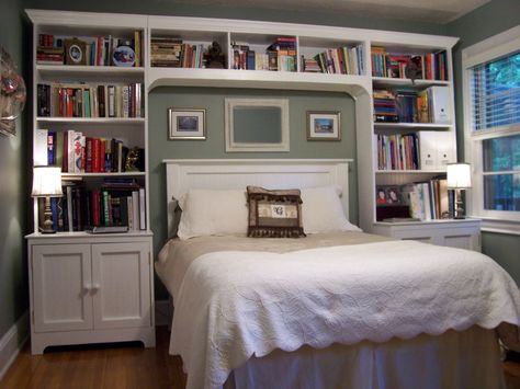 Bedroom Built Ins, Bookshelf Headboard, Murphy Bed Ikea, Bookshelves In Bedroom, Murphy Bed Plans, Creative Bedroom, Spare Bedroom, One Bedroom Apartment, Remodel Bedroom