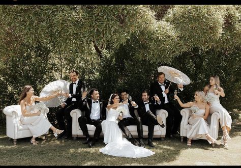 Wedding Group Photos, Wedding Picture Poses, Wedding Photography Styles, Bridal Party Photos, Wedding Photos Poses, Wedding Party Photos, Wedding Mood, Dreamy Wedding, Wedding Photo Inspiration