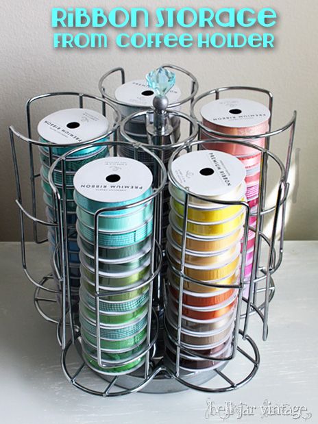 Bell Jar Vintage: Thrifty Repurposing: Ribbon Spool Holder Craft Room Organization Storage, Craft Room Organization Diy, Ribbon Organization, Craft Storage Ideas, Ribbon Storage, Craft Storage Organization, Dollar Store Diy Organization, Craft Sewing Room, Scrapbook Organization