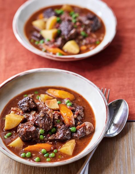 Beef Stew Ina Garten, Ina Garten Beef Stew Recipe, Ina Garten Beef Stew, Ultimate Beef Stew, Soup And Stew Recipes, The Best Soup, Roast Chicken Dinner, Best Soup, Homemade Ramen