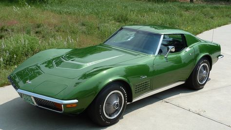 72 Corvette, 1972 Corvette, Old Vintage Cars, Corvette For Sale, Gm Car, Chevrolet Corvette Stingray, Vintage Vehicles, Classy Cars, Chevy Corvette