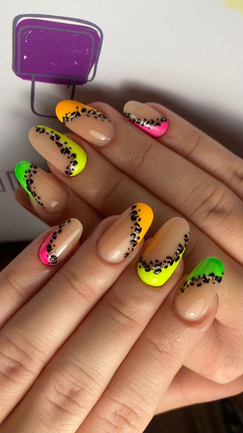 Es Nails, Cow Nails, Squoval Nails, Wow Nails, Square Nail Designs, Butterfly Nail Art, Christmas Gel Nails, Gel Nails Diy, Short Nails Art