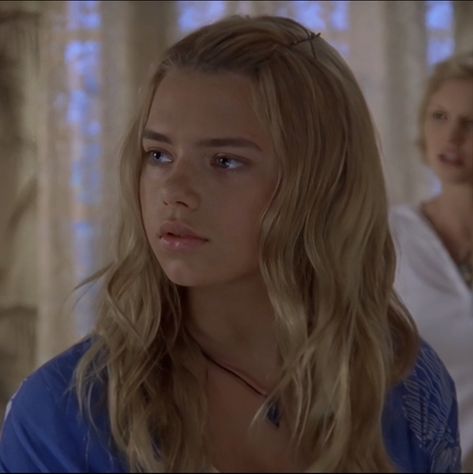 Bella Hartley H2o, Bella Hartley, Bridgette Total Drama, Drama Icon, No Ordinary Girl, Indiana Evans, H2o Mermaids, Mako Mermaids, Bella Hair