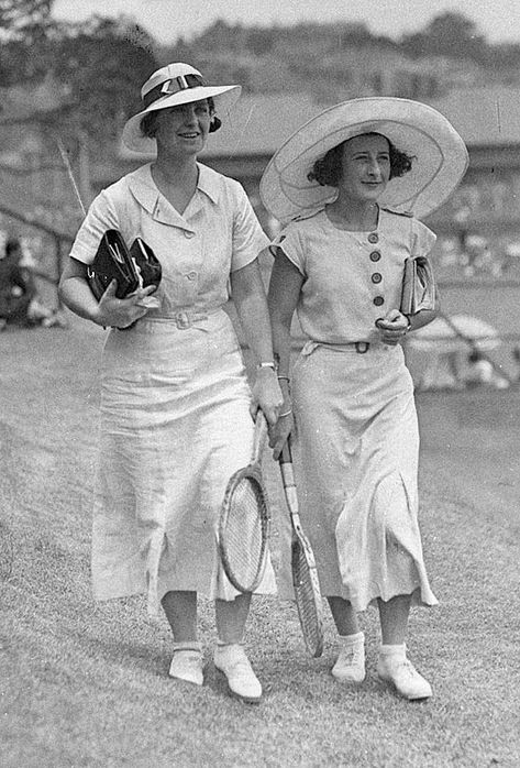 1930s  Tennis 1930s Sportswear Women, 1930s Sportswear, 1940 Hats, 1930 Style, Riviera Fashion, Decades Fashion, 30s Style, 1930's Style, Fashion 30s