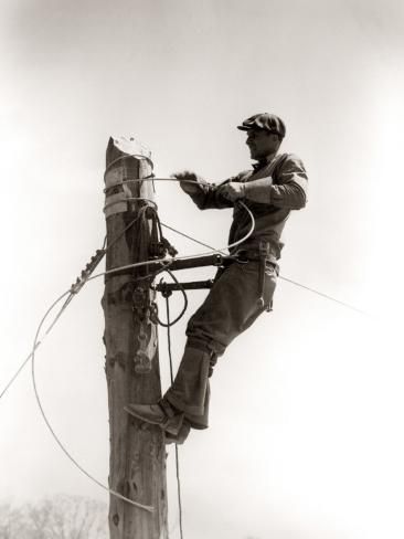 Working Class Aesthetic, Class Aesthetic, Electric Pole, Power Lineman, Welding Rigs, Lights Aesthetic, Phone Booth, Man Of Steel, Electrical Wiring