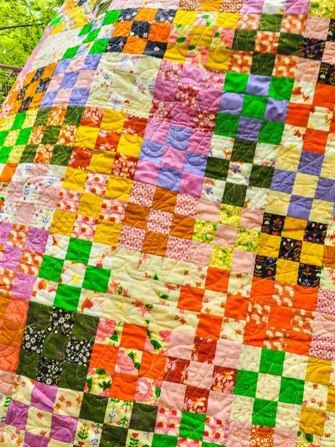 Patch Pillow, Sewing Machine Quilting, Picnic Quilt, 9 Patch Quilt, Homemade Quilts, Nine Patch Quilt, Nine Patch, Custom Quilts, Patch Quilt