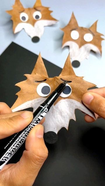 paper crafts creator on Instagram: "Pick up a sycamore leaf and make a simple and interesting little fox, which can change various expressions #handmade #diy #kindergarten #handmade #parentchild #Autumnfallenleaves #handmade #creative paper craft ideas" Sycamore Leaf, Fathersday Crafts, Paper Craft Ideas, Conversation Skills, Fox Face, Kids Projects, Projects For Kids, Kids Crafts, Paper Craft