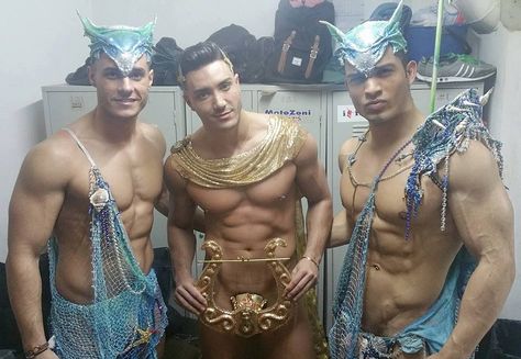 Posiden Costume, Poseidon Cosplay, Poseidon Costume, Merman Costume, Ideas Disfraz, Ancient Greek Clothing, Gay Costume, King Neptune, Siren Costume