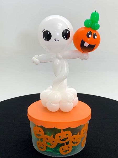 Balloon Twisting Ideas, Balloon Candy Cups, Halloween Balloon Arch, Balloon Party Decor, Halloween Balloons Decorations, Balloon Halloween, Halloween Balloon, Party Decor Ideas, Candy Cup