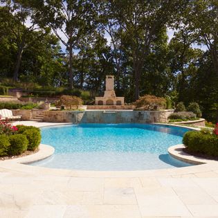 Beach Entry Pool Outdoor Design Ideas, Pictures, Remodel and Decor Walk In Pool, Farmhouse Pool, Sand Pool, Pools Design, Zero Entry Pool, Pool Design Ideas, Beach Entry Pool, Pool Stuff, Pool Party Outfits