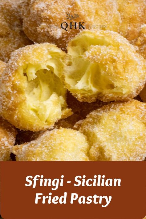 A pile of Sicilian fried pastries called Sfingi.  One is cut open to show how light and airy it is. St Joseph Bread Recipe, St Joseph Pastry, Christmas Biscotti, Zeppole Recipe, Breakfast Pastry Recipes, Italian Lemon Cookies, Fried Pastry, Italian Donuts, Italian Recipes Dessert