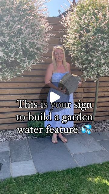 Diy Rock Water Fountain, Garden Water Features Diy, Water Feature Front Yard, Diy Patio Water Feature, Outdoor Water Fountains Diy, Small Garden Waterfall Diy, Water Features In The Garden Fountain, Small Water Features For The Yard, Natural Water Features In The Garden