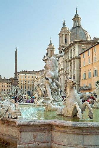 Piazza Navona Visit Rome, Lorenzo Bernini, Piazza Navona, Future Travel, Rome Italy, Oh The Places Youll Go, Water Fountain, Places Around The World, Travel Around The World