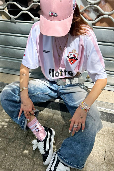 @clauchvin wearing GERMAIN the Jersey from out collaboration with Hello Kitty shop now at www.flotte.fr #streetstyle #flotte #community #hellokitty #soccer #soccertee #urban #streetwear #drip #fashion #cool #pink Streetwear Jersey Outfit, Crop Jersey Outfit, Jersey Outfit Soccer, Pink Jersey Outfit, Jersey Top Outfit, Oversized Jersey Outfit, Jerseys Outfit, Drip Fashion, Hello Kitty Shop